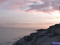 English mature riding pickedup dudes dick