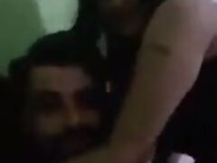 Turkin im schwarzen tanga